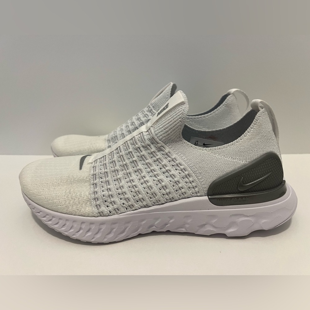 Nike phantom run flyknit 2 women’s